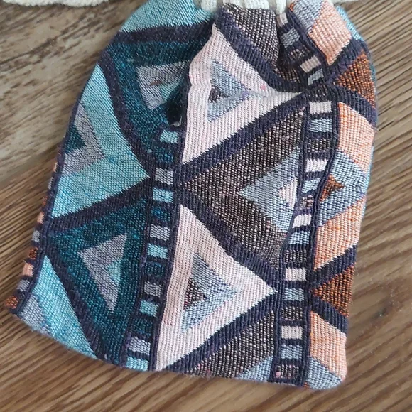 Pouch - Picture 2 of 4